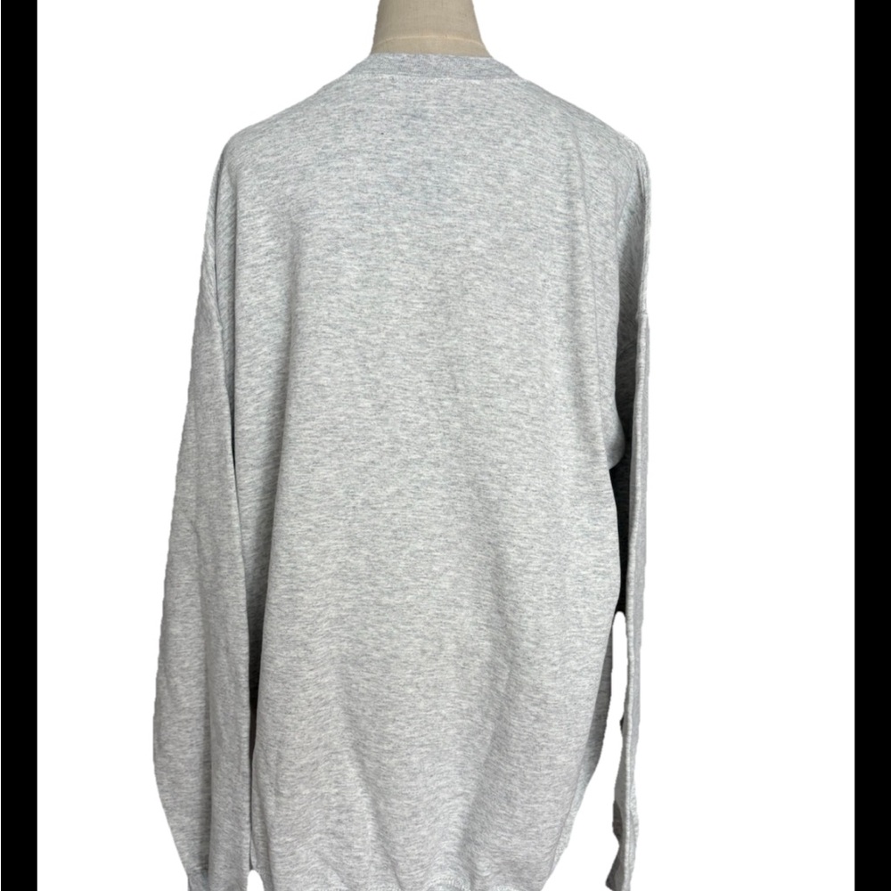 Disneyland Disney, Winnie The Pooh Pullover Grey Sweatshirt X-LARGE New 2026 - Picture 2 of 6
